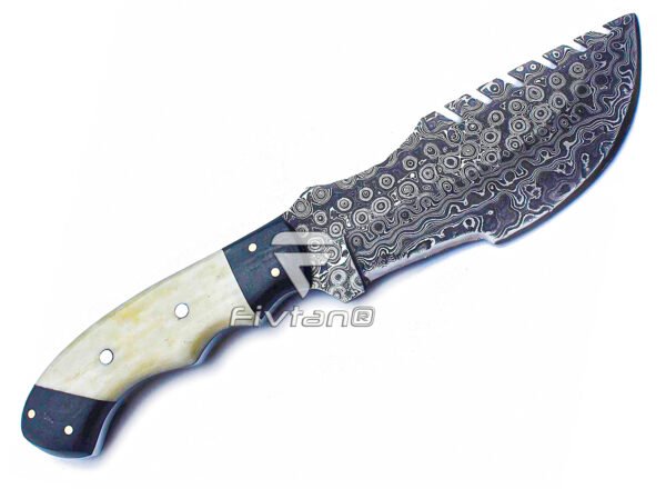 Camping knife with sheath